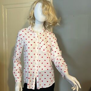 Super cute button up